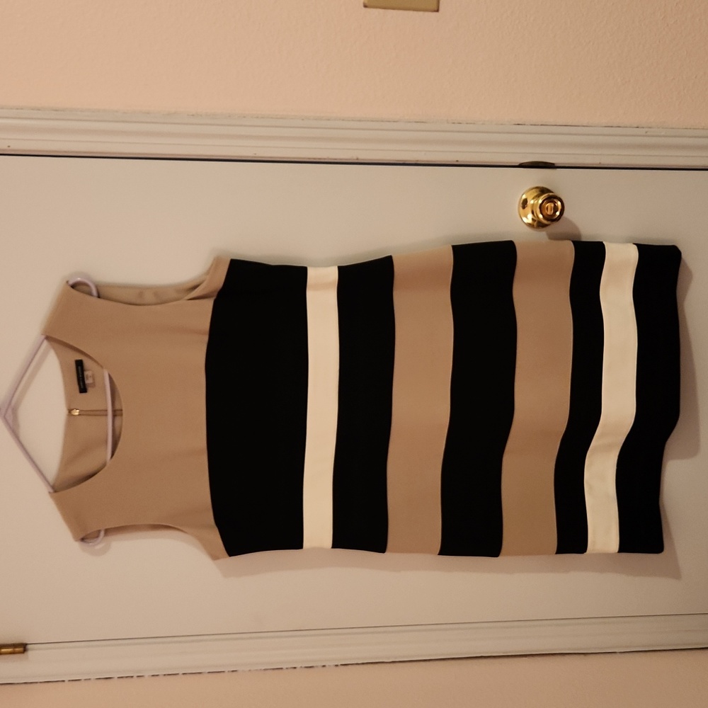 Tommy Hilfiger summer sleeveless, knee length dress, size 16